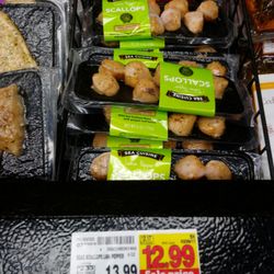 8 TINY scallops for $12.99 is NOT a deal!!