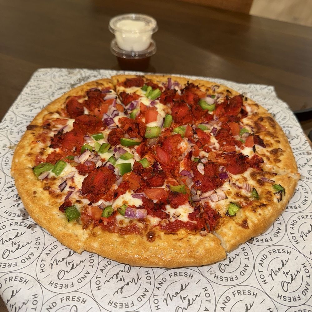 Tandoori chicken pizza Tandoori chicken pizza