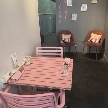 2 Chix - Pretty n pink - Breakfast & Brunch Near Me - Brooklyn, New York