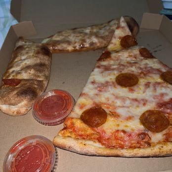Pizza De Miami - Pizza Near Me - Miami Beach, Florida Pizza De Miami - Pizza Near Me - Miami Beach, Florida