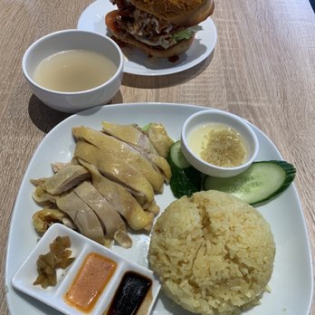 Cafe De Hong Kong - Signature hainannese Chicken rice $9.95 - Hong Kong Style Cafe Near Me - Markham, Ontario