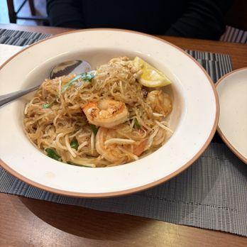 Tarah Thai Kitchen - Pad Thai - Thai Near Me - San Jose, California