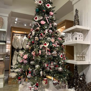 Pottery Barn - How could one not be joyful coming into this Pottery Barn?! - Home Decor Near Me - Santa Barbara, California Pottery Barn - How could one not be joyful coming into this Pottery Barn?! - Home Decor Near Me - Santa Barbara, California