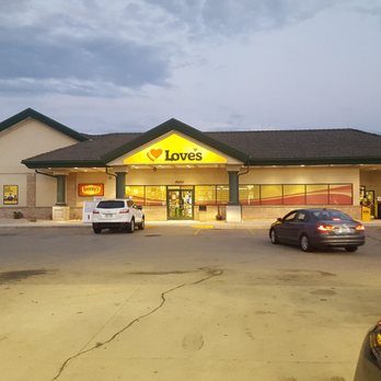 Love's Travel Stop - Gas Stations Near Me - Oak Creek, Wisconsin Love's Travel Stop - Gas Stations Near Me - Oak Creek, Wisconsin