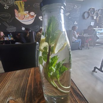 Sum Ramen - Water with lemon and mint - Ramen Near Me - Millburn, New Jersey