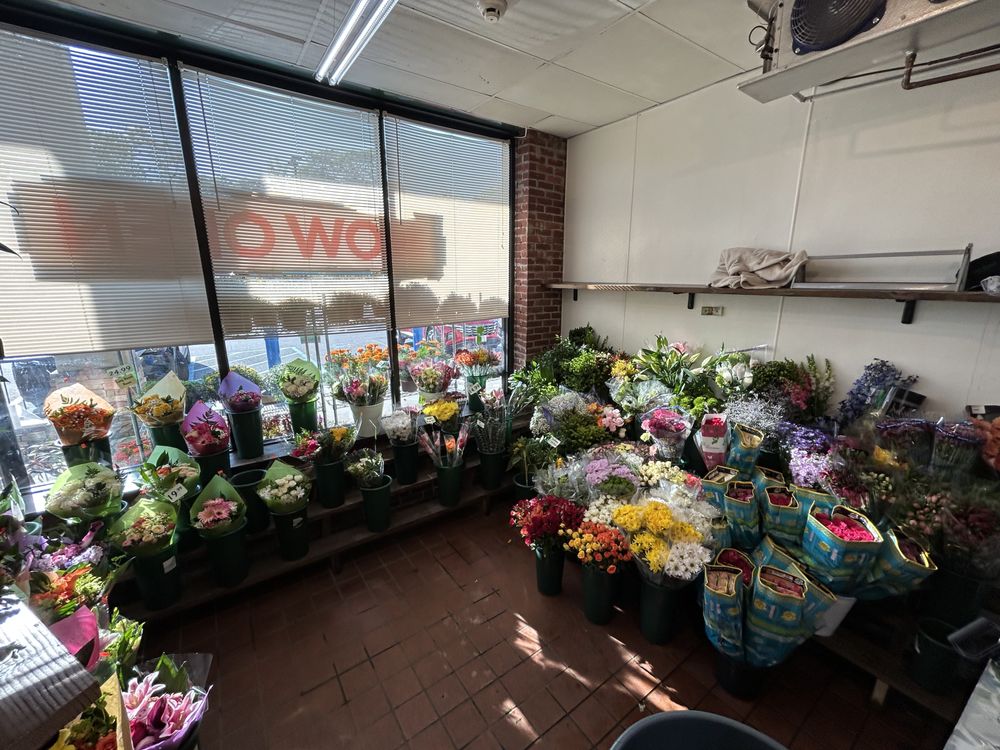 ORANGE FLOWER DESIGN Request Information 1A Orangetown Shopping Ctr