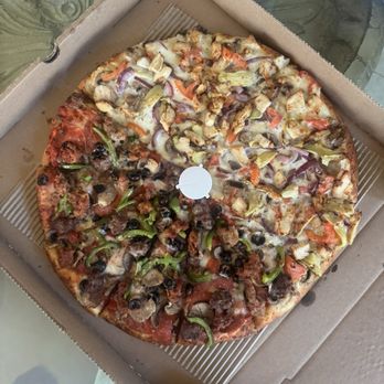 Fast Pizza Delivery - Large Half combo half alfredo chicken - Pizza Near Me - San Jose, California Fast Pizza Delivery - Large Half combo half alfredo chicken - Pizza Near Me - San Jose, California