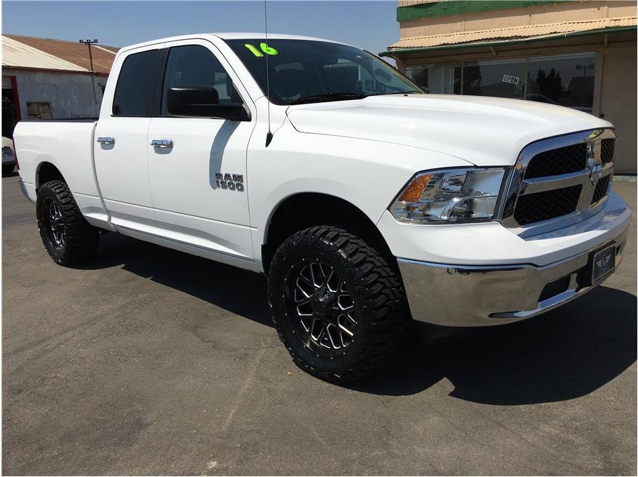 A & M AUTO Updated August 2024 6337 N Blackstone Ave, Fresno