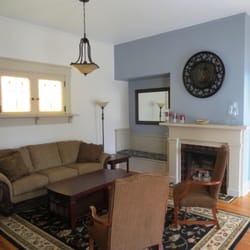 Brookville Lodge - Living room with flat screen tv that all guests may use.