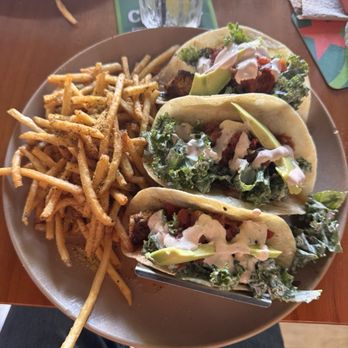 Brewster's Gastropub - El Blazing Dorado Tacos - Sports Bars Near Me - Sarasota, Florida