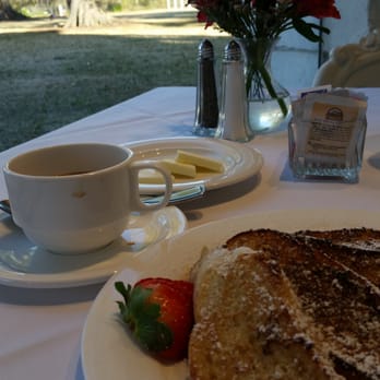 Nottoway Plantation & Resort - Breakfast at the restaurant - Hotels Near Me - White Castle, Louisiana Nottoway Plantation & Resort - Breakfast at the restaurant - Hotels Near Me - White Castle, Louisiana