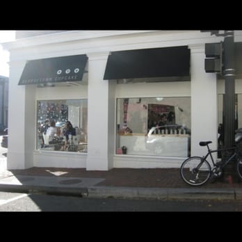 Georgetown Cupcake - Cupcakes Near Me - Washington, DC, District of Columbia Georgetown Cupcake - Cupcakes Near Me - Washington, DC, District of Columbia