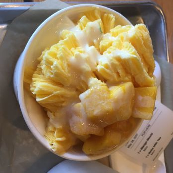 Class 302 Cafe - Downey - Mango Mochi shaved snow - Taiwanese Near Me - Downey, California Class 302 Cafe - Downey - Mango Mochi shaved snow - Taiwanese Near Me - Downey, California