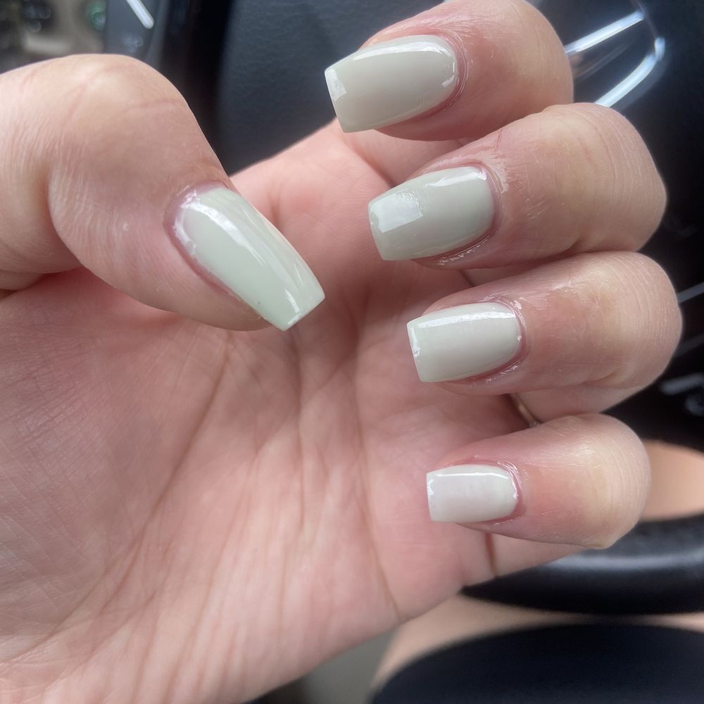 Christine Nails - Nail Salons Near Me - New Iberia, Louisiana
