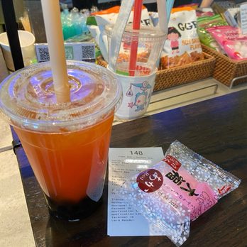 Fuku Tea - Large BlackGold (free one topping) with Red Bean Cake Original - Coffee & Tea Near Me - Pittsburgh, Pennsylvania Fuku Tea - Large BlackGold (free one topping) with Red Bean Cake Original - Coffee & Tea Near Me - Pittsburgh, Pennsylvania