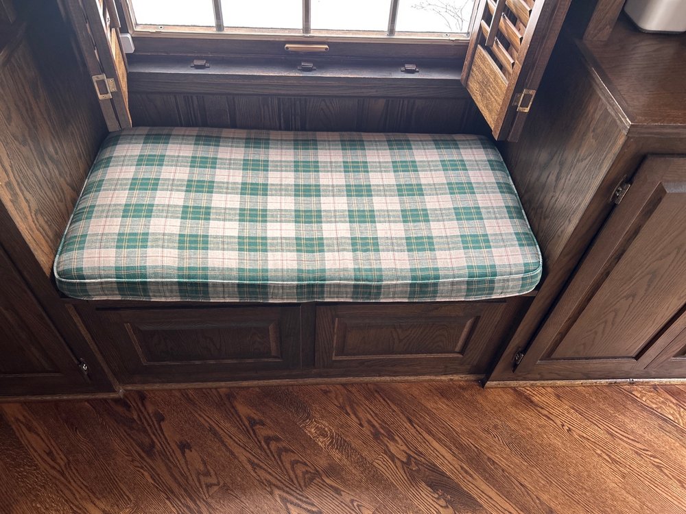 The Furniture Specialist - upholstery in Saint Paul, MN