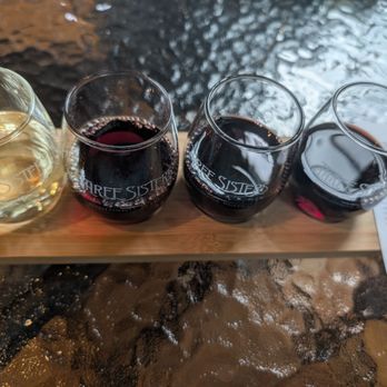 Three Sisters Vineyards - Flight - Wineries Near Me - Dahlonega, Georgia Three Sisters Vineyards - Flight - Wineries Near Me - Dahlonega, Georgia