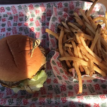 Moo & Brew - Farmer's Daughter - Beer Bar Near Me - Charlotte, North Carolina