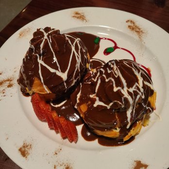 Bistro Mediterranean & Tapas Bar - Profiterole! - Spanish Near Me - Westbrook, Connecticut