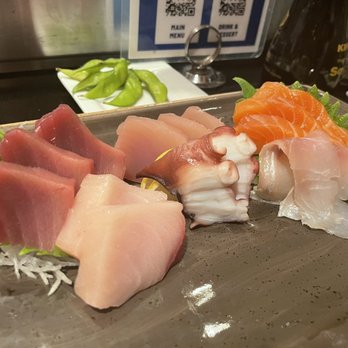 Mikuni - Sashimi Combo - Japanese Near Me - Davis, California Mikuni - Sashimi Combo - Japanese Near Me - Davis, California