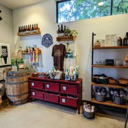 Vista Brewing - Interior Merchandise and Decor
