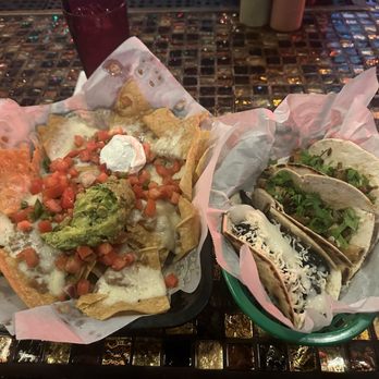 Pistolero's - Nachos, Veggie Taco, Grilled Portabella Taco, Cauliflower Taco - Mexican Near Me - Houston, Texas