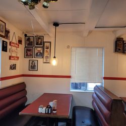 The Mayors Place - Inside dinning area