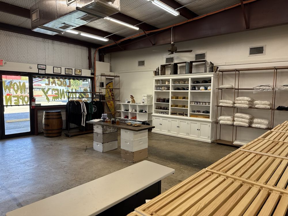 Lockhart Honey - beekeeping in Lockhart, TX