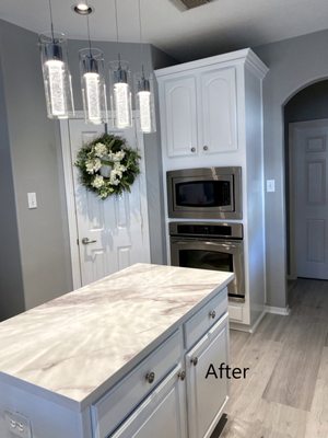 Bearkat Construction Logo