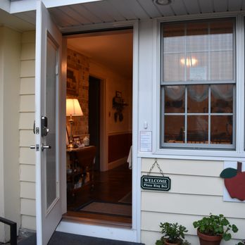 Apple Bin Inn - Guest Entrance - Bed & Breakfast Near Me - Willow Street, Pennsylvania