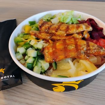 Poulet Royal - 3 pieces grilled chicken bowl. $13.99 each in-store or $16.99 buy one get one free on UberEats. - Chicken Shop Near Me - Montreal, Quebec Poulet Royal - 3 pieces grilled chicken bowl. $13.99 each in-store or $16.99 buy one get one free on UberEats. - Chicken Shop Near Me - Montreal, Quebec