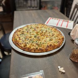 India's Spice Grill - Chicken Tikka Pizza (Large)