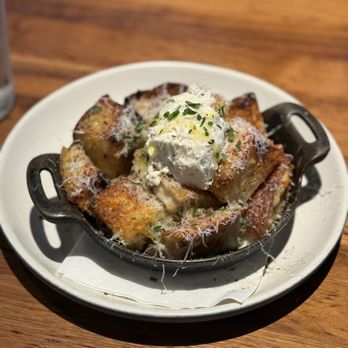 North Italia - White Truffle Garlic Bread - Italian Near Me - Birmingham, Alabama