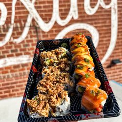 Sushi Empire - Paradise roll and tempura crunch roll