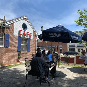 Bellmont Caffe - A view of the outdoor seating - Coffee & Tea Near Me - Belmont, Massachusetts