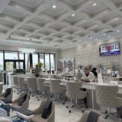 Glitz & Glam Nail Salon - St Augustine - The salon