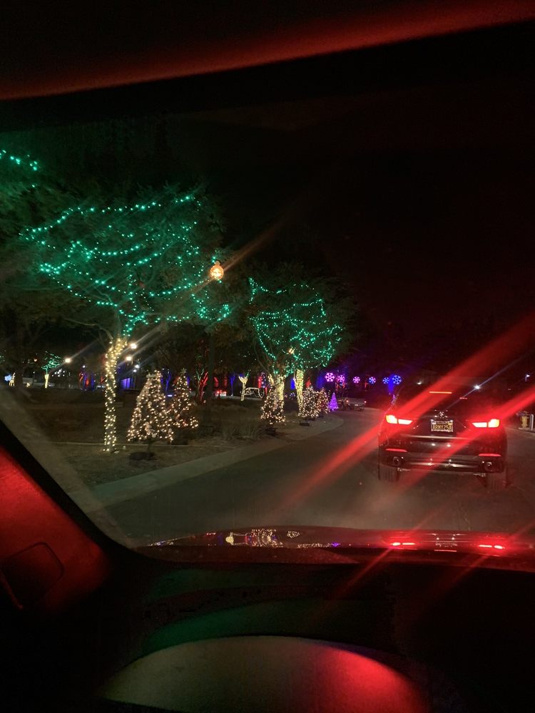 HOMETOWN HOLIDAY LIGHTS DRIVE THRU 41737 Ridgewalk St, Murrieta