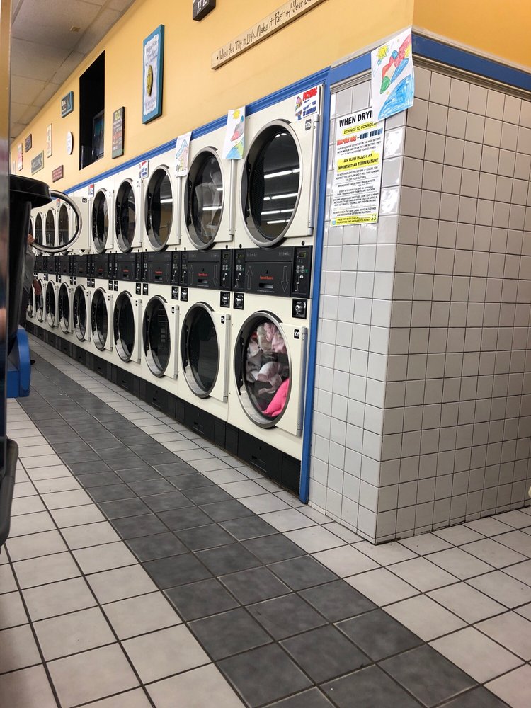 ARCHER CENTRAL COIN LAUNDRY 17 Photos Laundromat 5885 S Archer