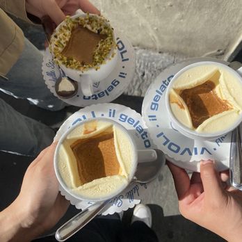 Vivoli - affogato with pistachio and affogato - Ice Cream & Frozen Yogurt Near Me - Florence, FI Vivoli - affogato with pistachio and affogato - Ice Cream & Frozen Yogurt Near Me - Florence, FI