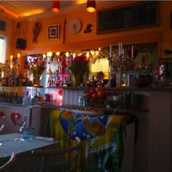Boteco Da Silvania - En del kulörta lyktor i lokalen....