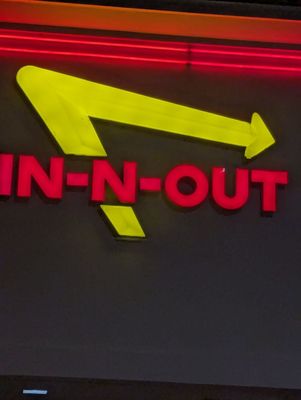 In-N-Out Burger by null