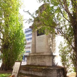 Rudolf Virchow Denkmal