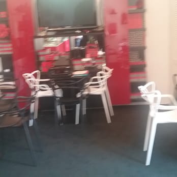 Le Rouge Chocolates by Aarti - Chocolatiers & Shops Near Me - Westport, Connecticut