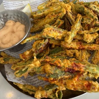Anantara - TRUFFLE OKRA KURKURE
Crispy okra tossed with truffle mist, curry leaves, and spiced dust - Indian Near Me - Fremont, California Anantara - TRUFFLE OKRA KURKURE
Crispy okra tossed with truffle mist, curry leaves, and spiced dust - Indian Near Me - Fremont, California