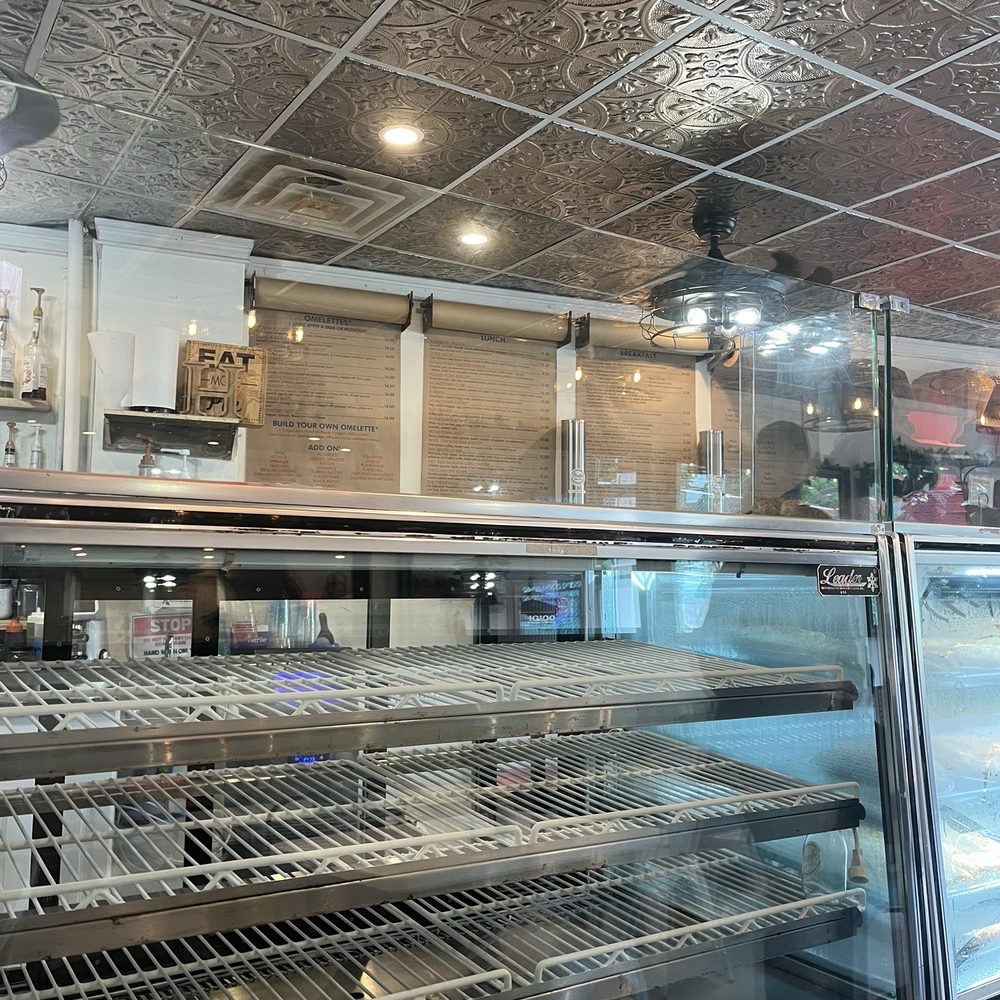 Hometown Bakeshop - Counter - Bakeries Near Me - Centerport, New York