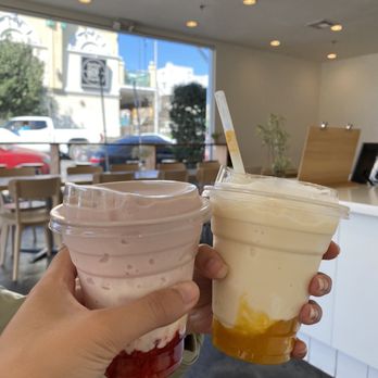 Anko - strawberry and mango smoothies - Desserts Near Me - Los Angeles, California