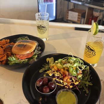 Farmesilla - Tostada and Green chile burger - Distilleries Near Me - Las Cruces, New Mexico Farmesilla - Tostada and Green chile burger - Distilleries Near Me - Las Cruces, New Mexico