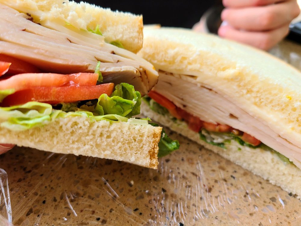 THE PICNIC BASKET 131 Photos & 224 Reviews 501 N Milwaukee Ave