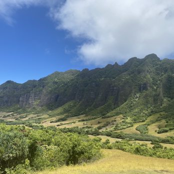 Kualoa Ranch - Kualoa mountain range - Tours Near Me - Kaneohe, Hawaii