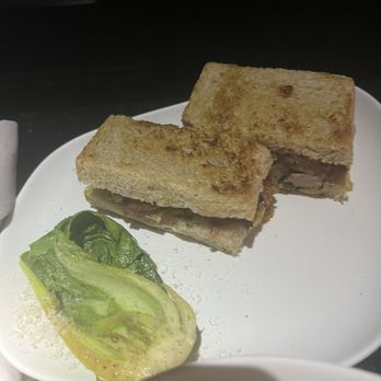 HandShake - Sandwich beef - Bars Near Me - Ciudad de México, DIF